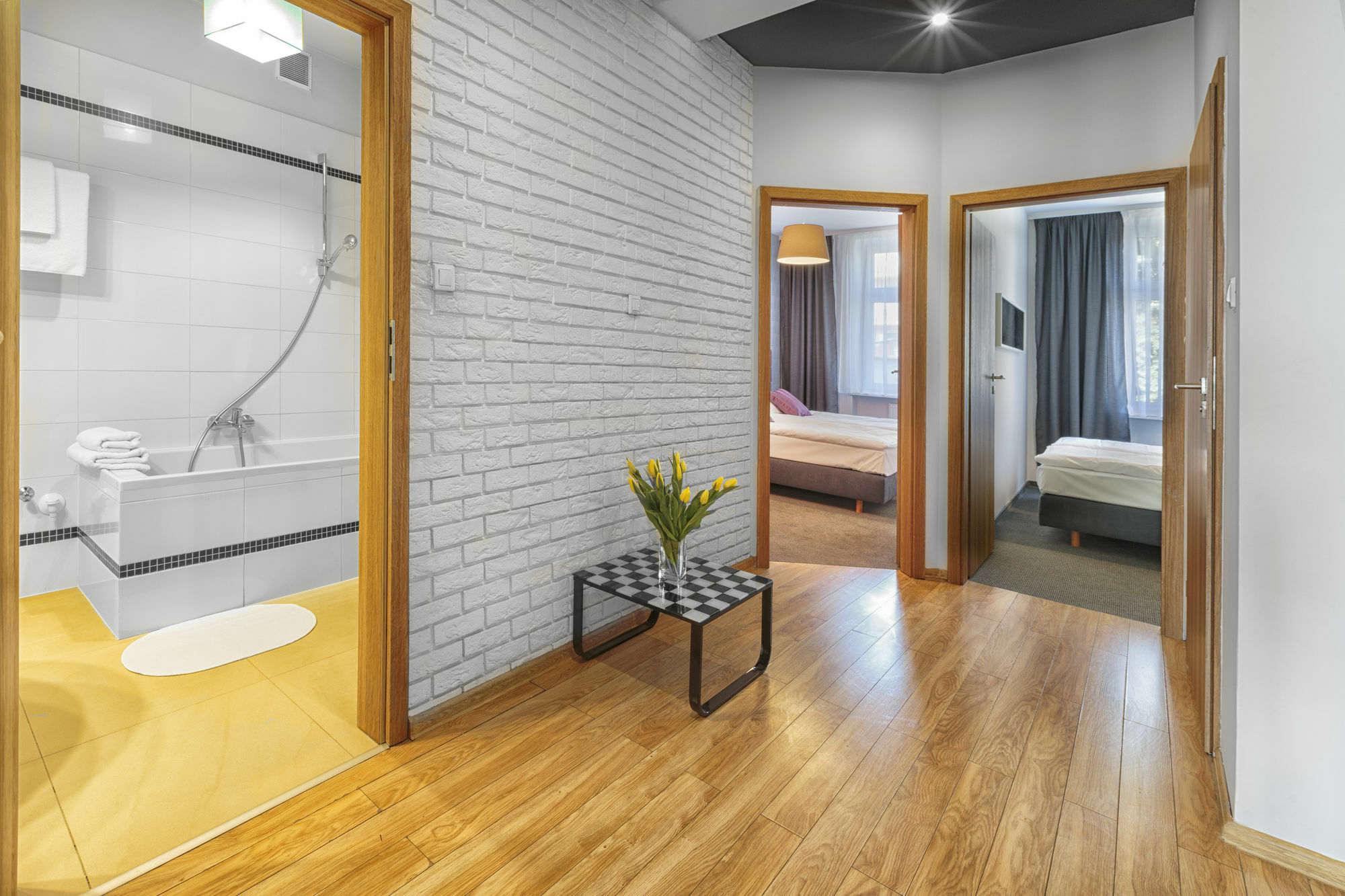 Aurora Residence Лодзь Экстерьер фото